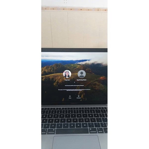 Dịch vụ vệ sinh laptop Huyện Hóc Môn