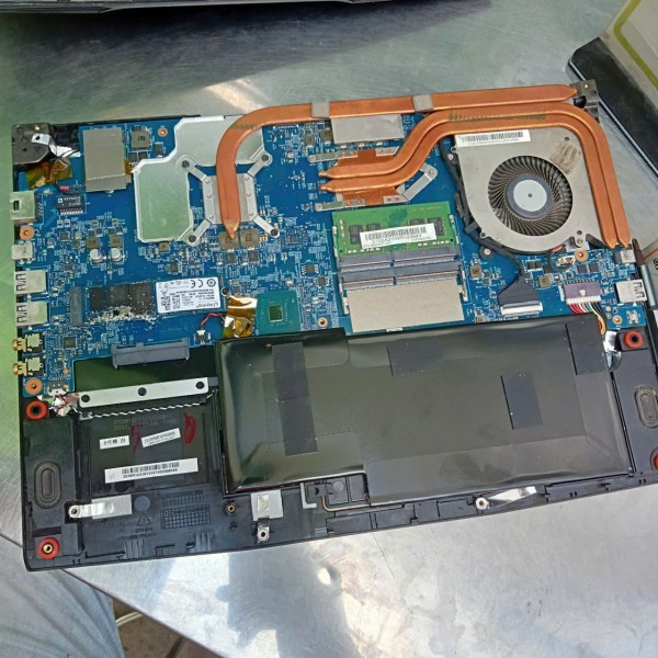 Sửa máy tính Bến Vân Đồn cài Win PC, Laptop