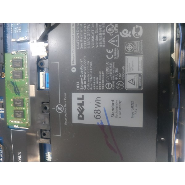 Dịch vụ vệ sinh laptop tại nhà Quận 12
